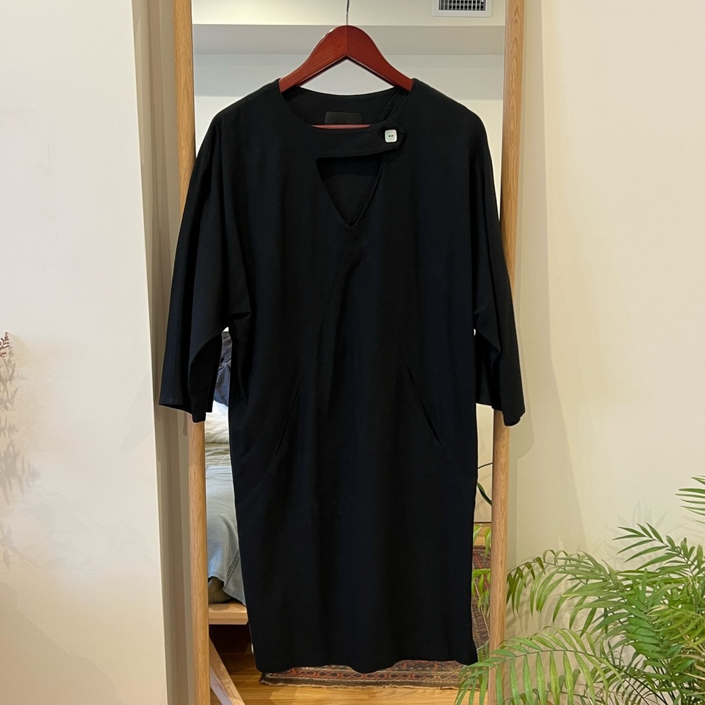 Black No. 6 Store dress Doleman sleeves raw silk